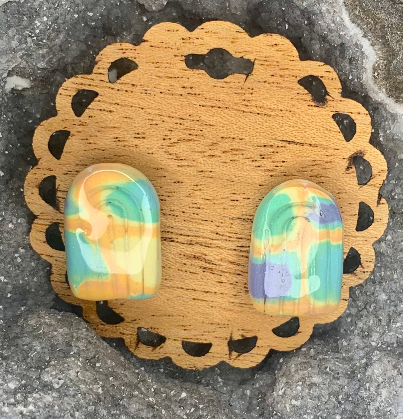 Rainbow Connection Stud